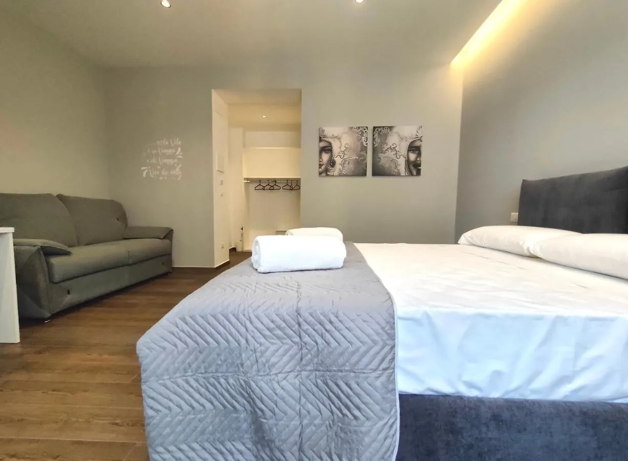 Nine Sweet Rooms Syracuse Guest house